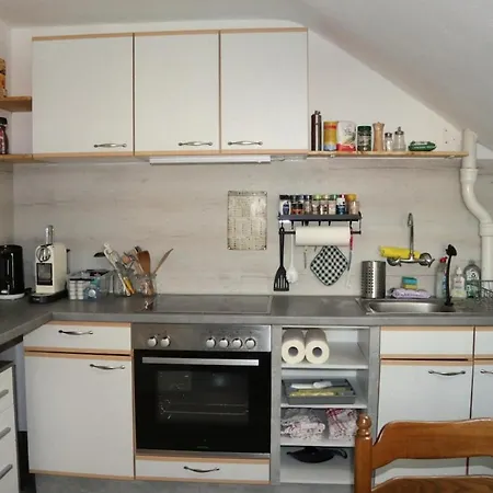 Apartment Thaysia Mit 4 Zimmern Und Terrasse Und Garten