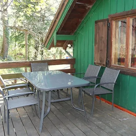 Thaysia Mit 4 Zimmern Und Terrasse Und Garten Στάρνμπεργκ