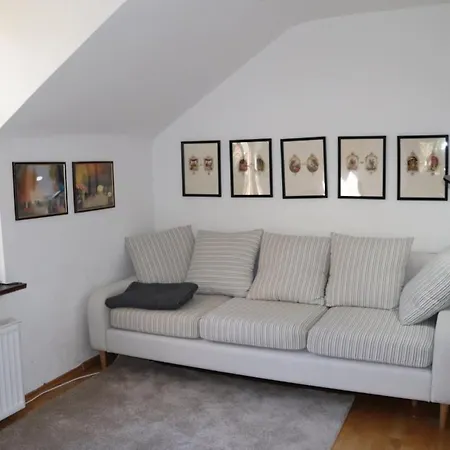 Apartment Thaysia Mit 4 Zimmern Und Terrasse Und Garten *