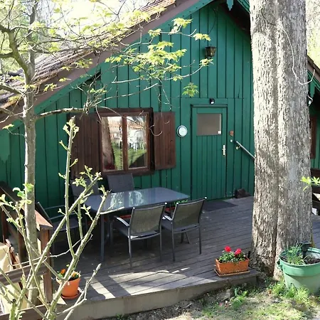 Thaysia Mit 4 Zimmern Und Terrasse Und Garten