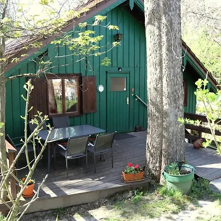 Thaysia Mit 4 Zimmern Und Terrasse Und Garten Διαμέρισμα